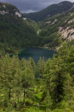 Jezero Steirersee s plochou 11,2 hektarů. 
