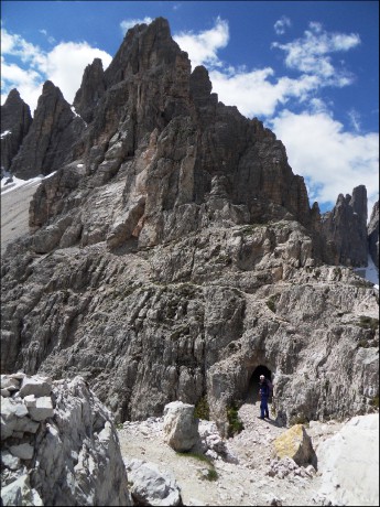 Paternkofel je protkaný tunely.