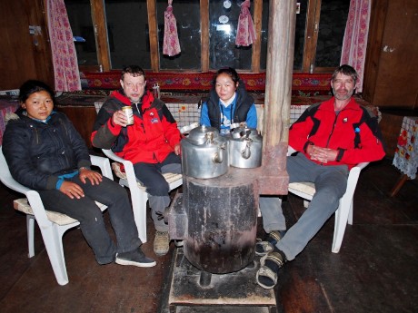 V lodgi na okraji Pheriche - 4.240 m n. m.