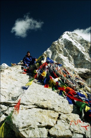 Na vrcholu Kalla Pattharu ve výšce 5.646 m n. m.