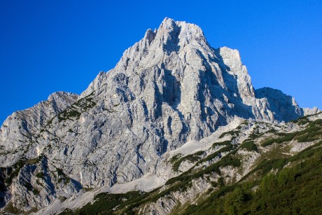 Spitzmauer vysoký 2.446 m od východu.
