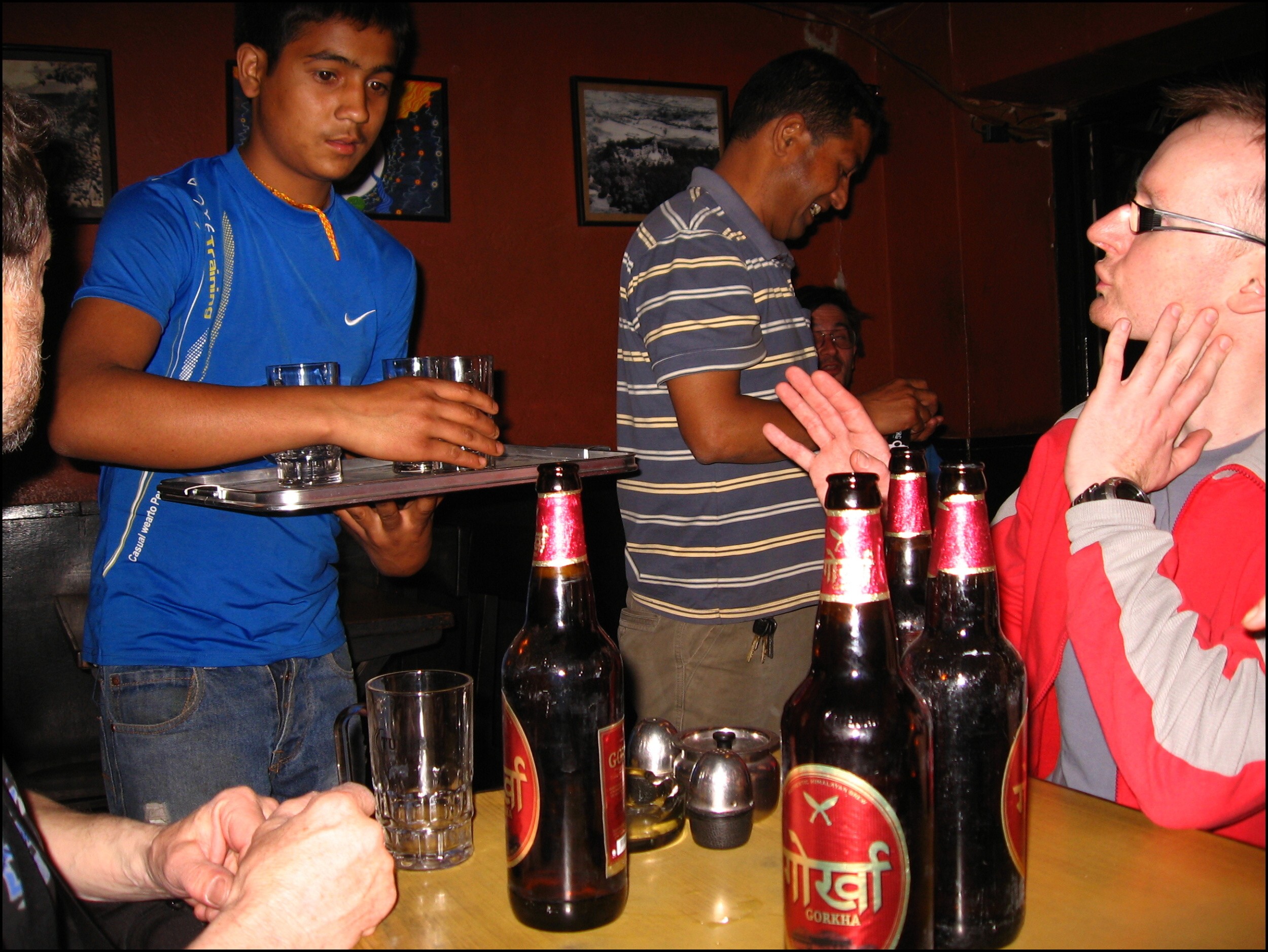 První pivo v Kathmandu.