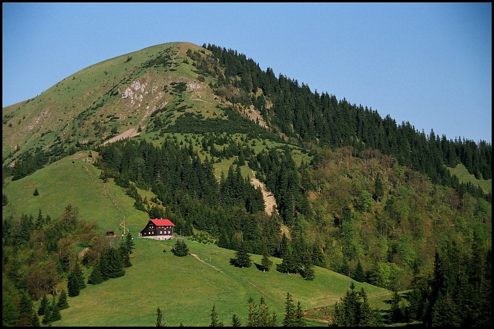 Chata Pod Borišovem ve výšce 1.300 m n. m. pod Borišovem - 1.510 m n. m.